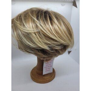 Paula Young VF Bennett Versafiber Wig Blonde Short Layered Style Highlilghts NEW